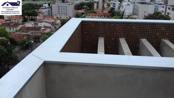 Instalação de Calha de Zinco Preço Vila Curuçá - Instalação de Calha de Alumínio