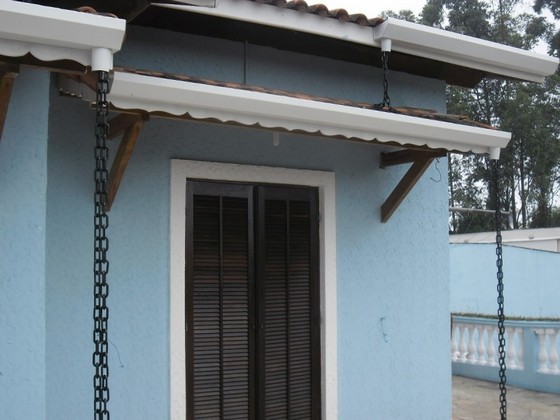 Instalação de Calha Galvanizada Santo Amaro - Instalação de Calha de Chuva